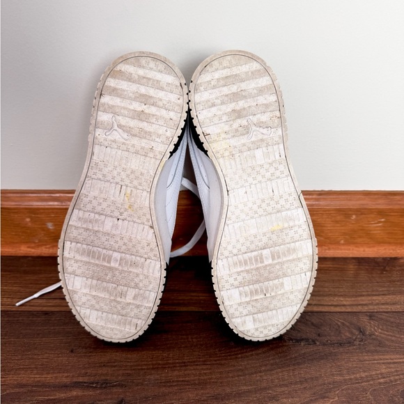 PUMA Women's Carina 2.0 Gradient Sneaker 7.5 with box - Picture 8 of 13